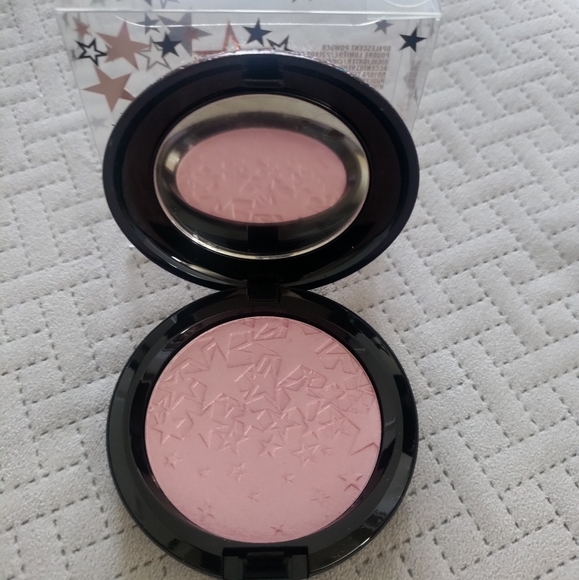 MAC Cosmetics Other - Mac Cosmetics Opalescent Powder "Shooting Star✨" Limited Edition Highlighter